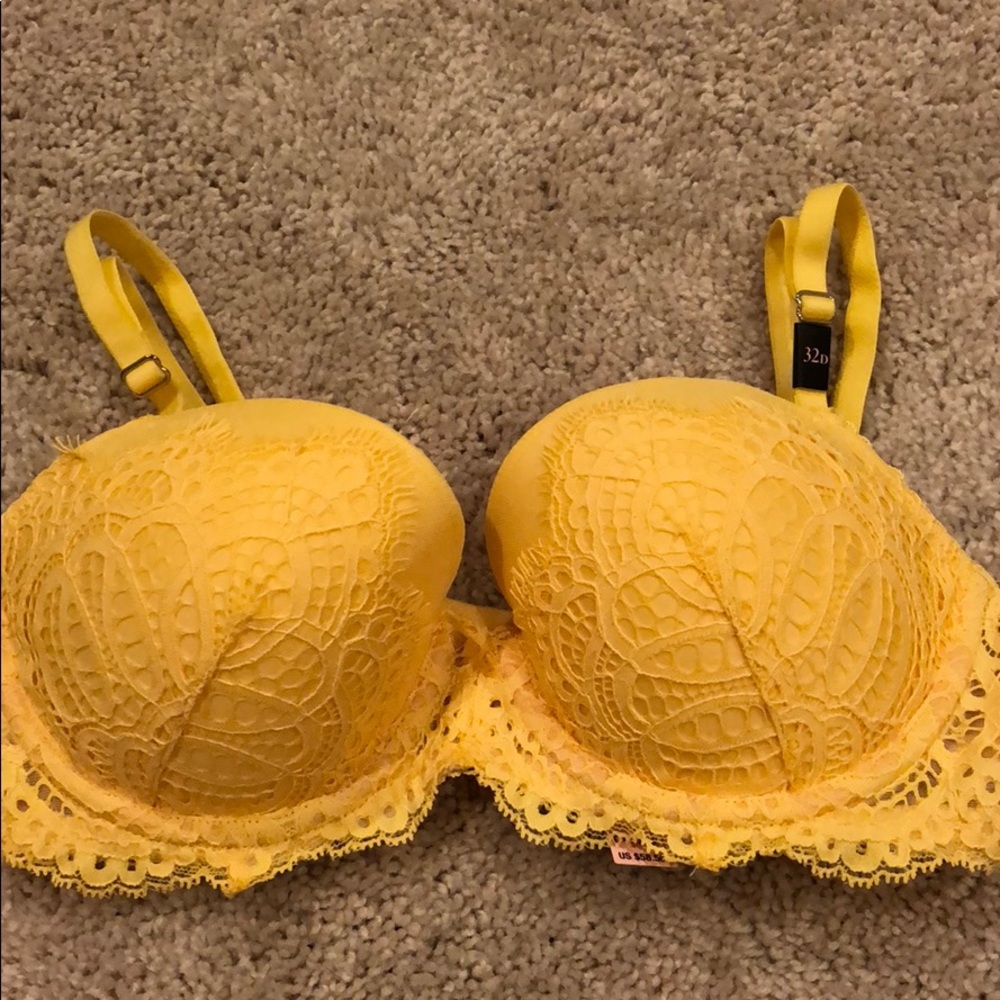 VS Dream Angels Demi